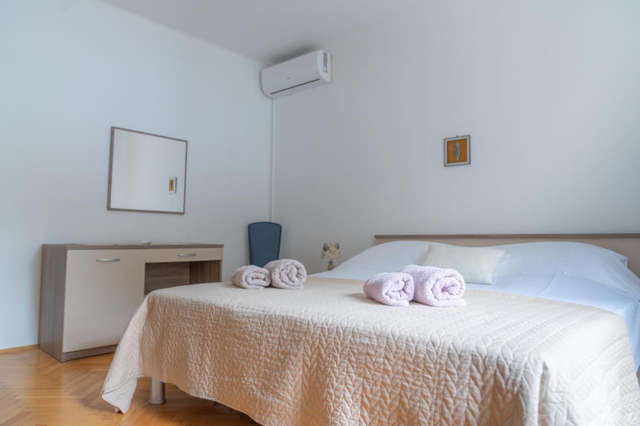 Sidus Maris, Spacious Seaside With Free Parking *
